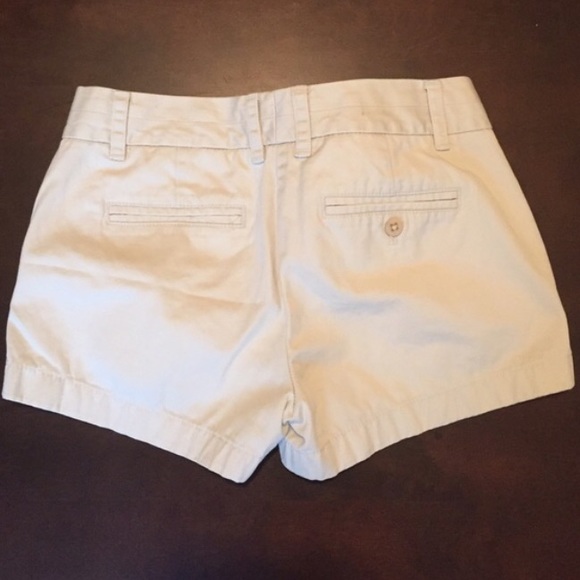 J. Crew Khaki Weathered Broken-In Classic Twill 3” Inseam Size 2 Chino Shorts. - Picture 7 of 7